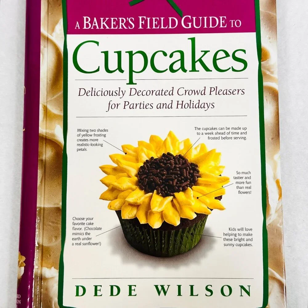 Cupcake Cookbook - Baker's Field Guide - Over 60 Cupcake Recipes for Every Occas